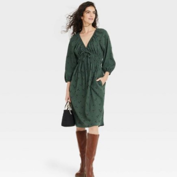 Universal Thread Dresses & Skirts - NWT Green Tie-Front Puff 3/4 Sleeve Midi Dress Universal Thread New